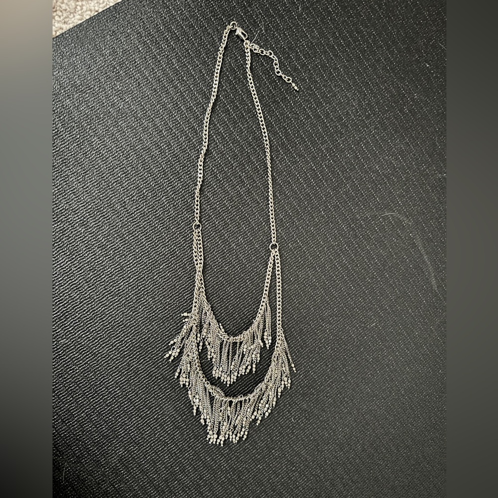 Silver fringe double layer necklace